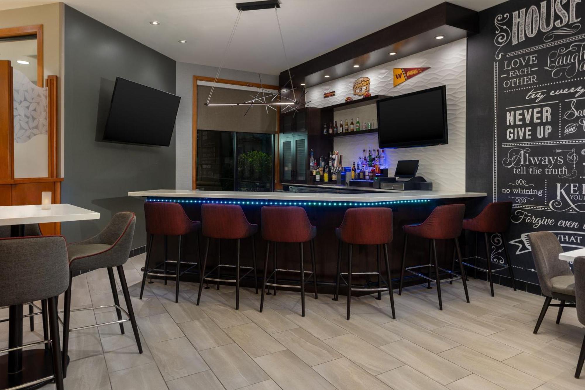 Residence Inn By Marriott Springfield Old Keene Mill מראה חיצוני תמונה