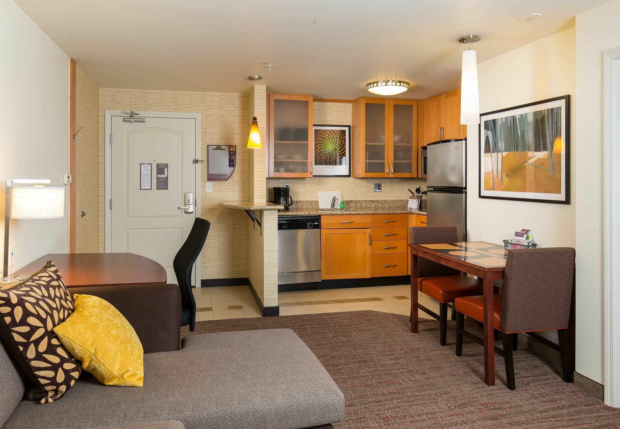 Residence Inn By Marriott Springfield Old Keene Mill מראה חיצוני תמונה